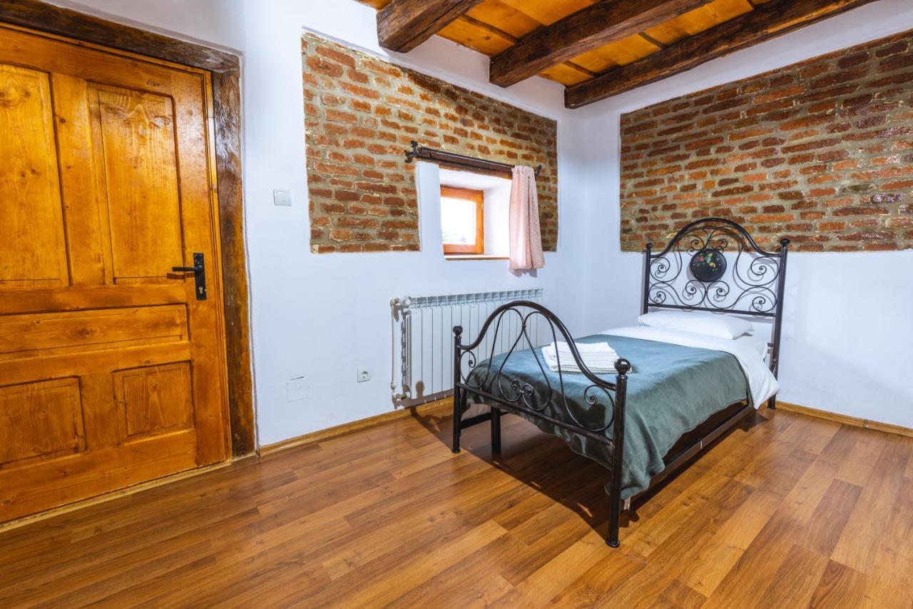 Chalet Giuel Barcut Bagian luar foto